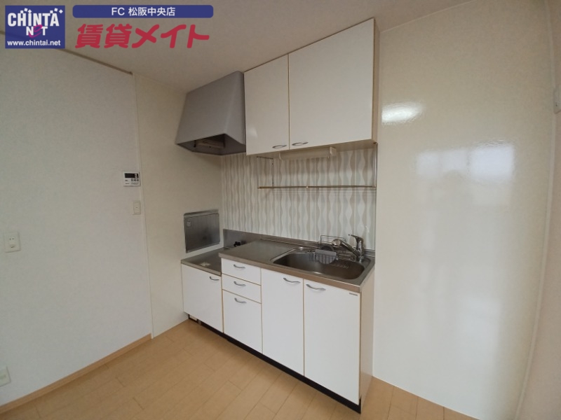 キッチン　同型参考写真
