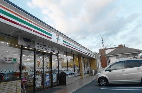 コンビニ　セブンイレブン 長楽寺店（コンビニ）まで1000m
