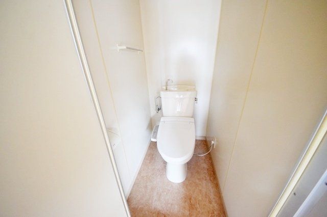 トイレ　★お部屋探しは株式会社タウンハウジング東京まで★