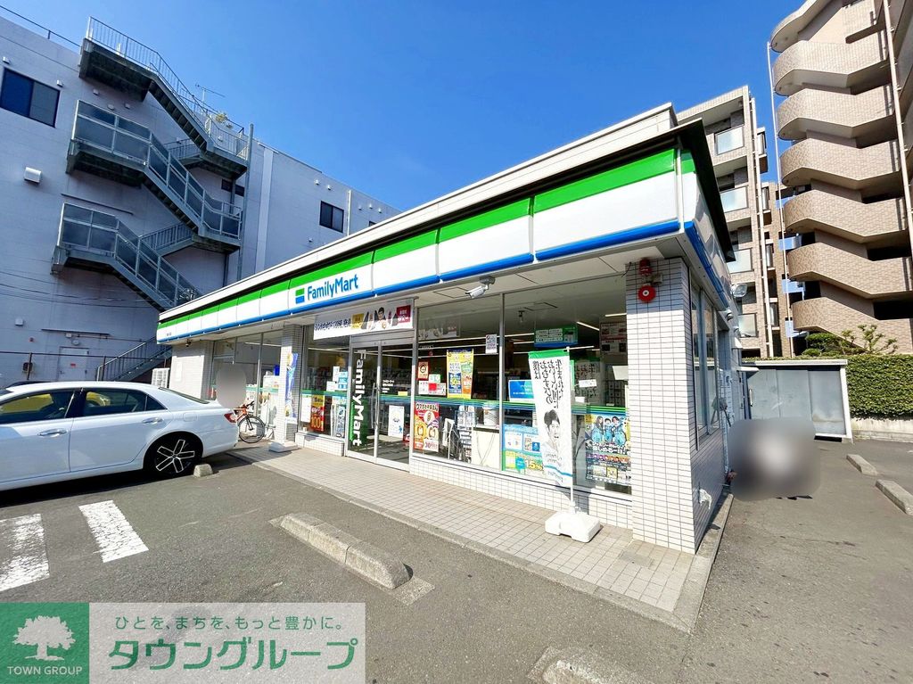 コンビニ　ファミリーマート座間小松原店（コンビニ）まで570m