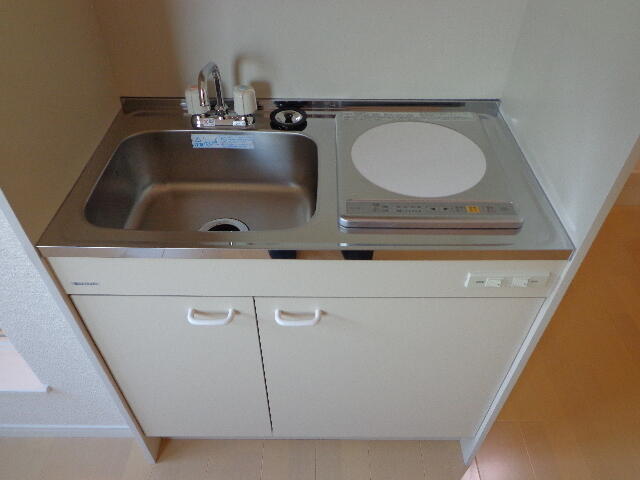 キッチン　同建物別部屋参考