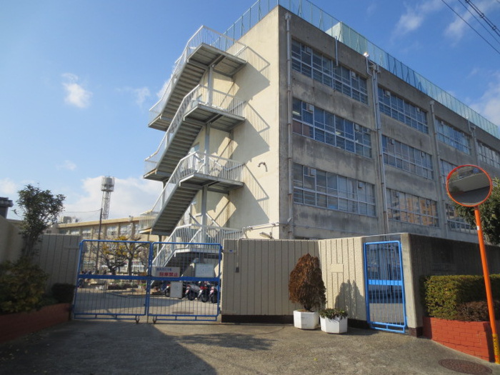 小学校　千里丘小学校（小学校）まで600m