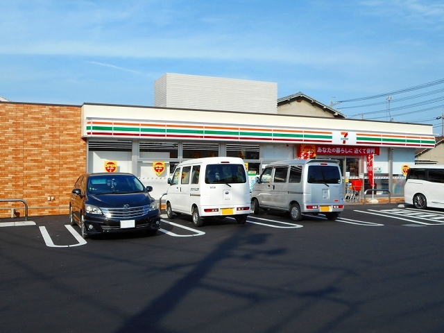 コンビニ　セブンイレブン引野２丁目店（コンビニ）まで380m