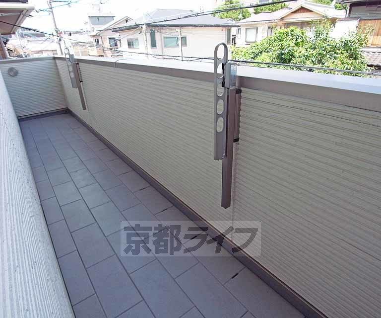 バルコニー　北のバルコニも視界が開けていますね。