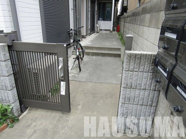 エントランス　エントランス