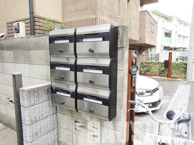その他共有部分　集合POST
