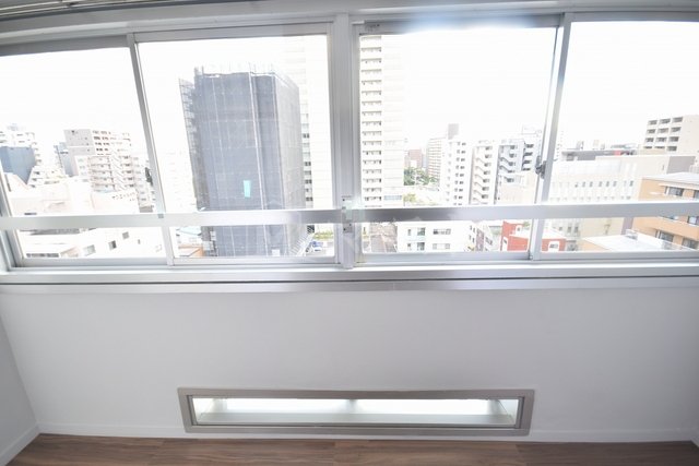 バルコニー　※同マンション別間取り参考写真です