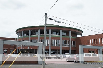 中学校　光陵中学校（中学校）まで238m