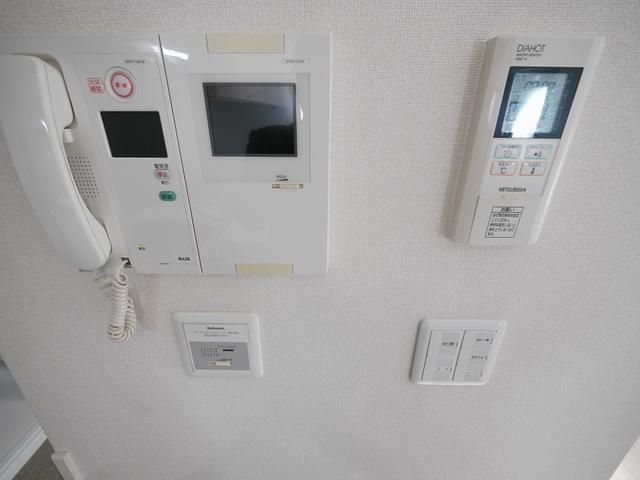 洗面設備　モニタ付インターホン■収納＆鏡付き独立洗面台♪