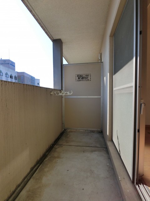 バルコニー　同タイプ別部屋の写真です。現況優先