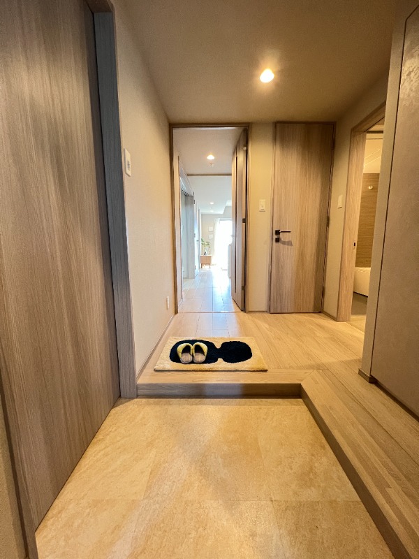 玄関　※別部屋モデルルーム仕様