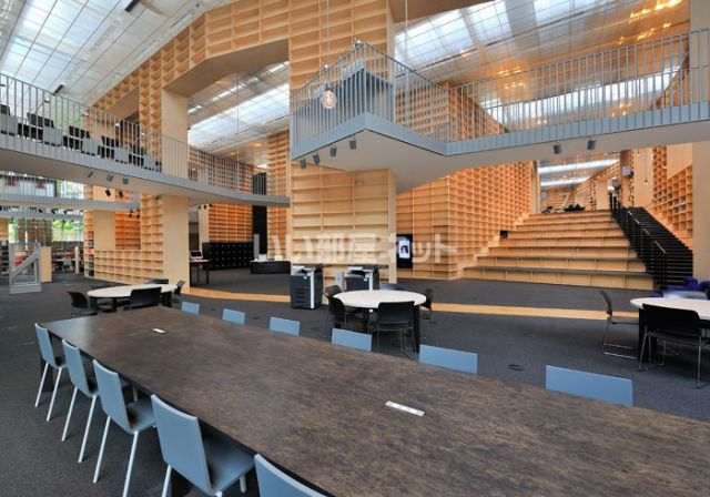 図書館　武蔵図書館（図書館）まで5042m