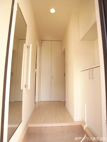 玄関　玄関／シューズボックス／玄関収納／全身ミラー