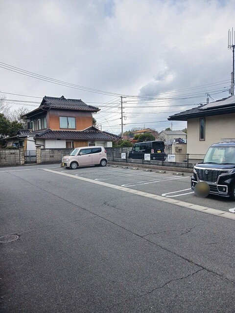 駐車場　駐車場
