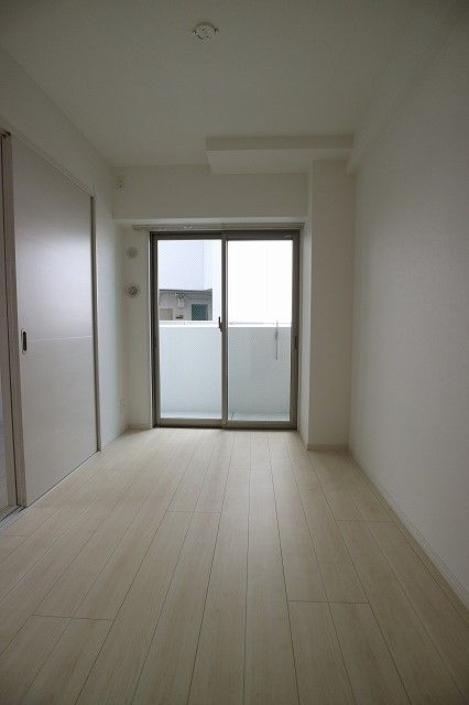 その他部屋・スペース　風通しも良い寝室です☆