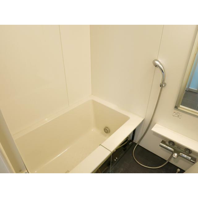 バス・シャワールーム　追い焚き機能付き