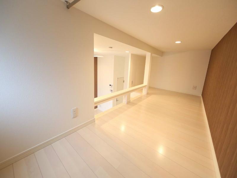 その他　上階ロフト5.7帖（収納でもお部屋でも使えます）同型写真