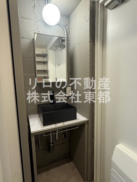洗面設備　嬉しい洗面台は独立タイプ！