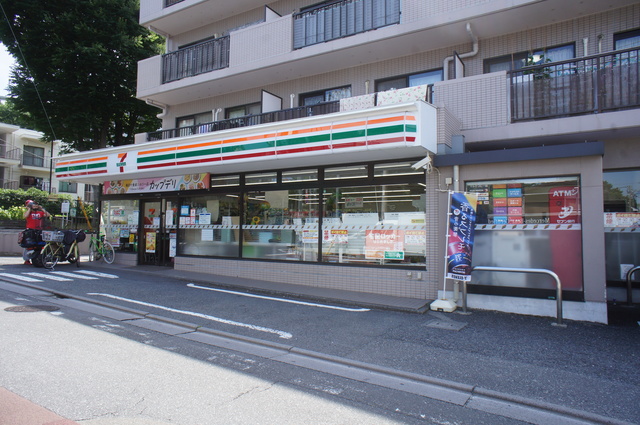 コンビニ　セブンイレブン杉並下高井戸5丁目店（コンビニ）まで355m