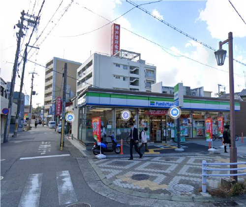 コンビニ　ファミリーマート 長田神社前店（コンビニ）まで663m