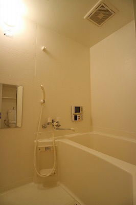 バス・シャワールーム　※別部屋参考写真