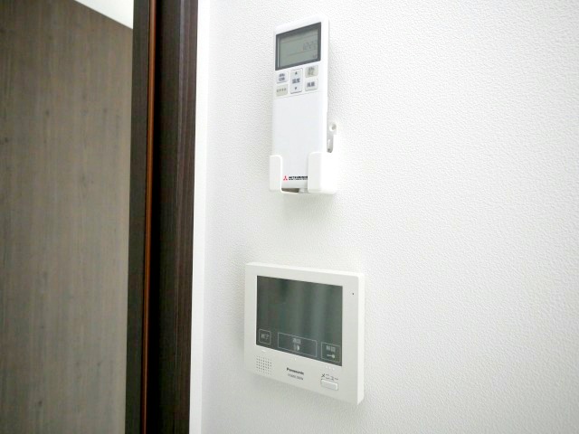 セキュリティ　モニター付きインターホンです♪