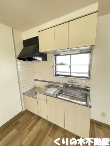 キッチン　キッチンでお料理をお楽しみください（同タイプのお部屋です。実