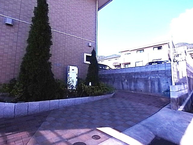 エントランス　アプローチ