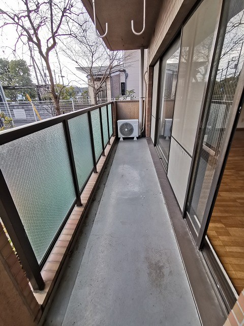 バルコニー　現況優先