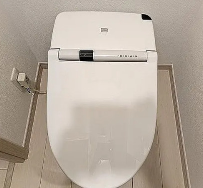 トイレ　別部屋の画像を使用しております。