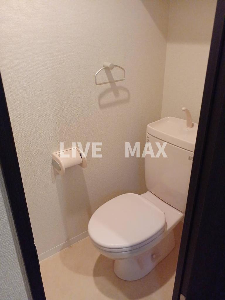 トイレ　※別部屋のお写真になります