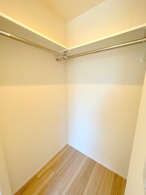 収納　ウォークインクロゼット１帖