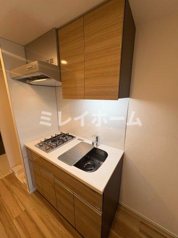 キッチン　同建物内別のお部屋の参考写真になります。
