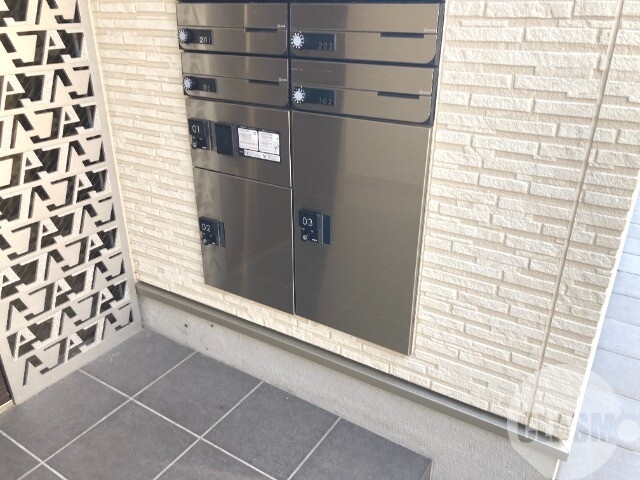 その他　留守中の荷物の受取は宅配ＢＯＸで♪
