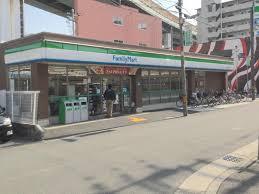 コンビニ　ファミリーマート 背戸口五丁目店（コンビニ）まで682m