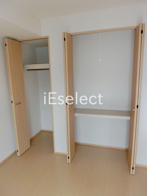 収納　洋室のクローゼット。