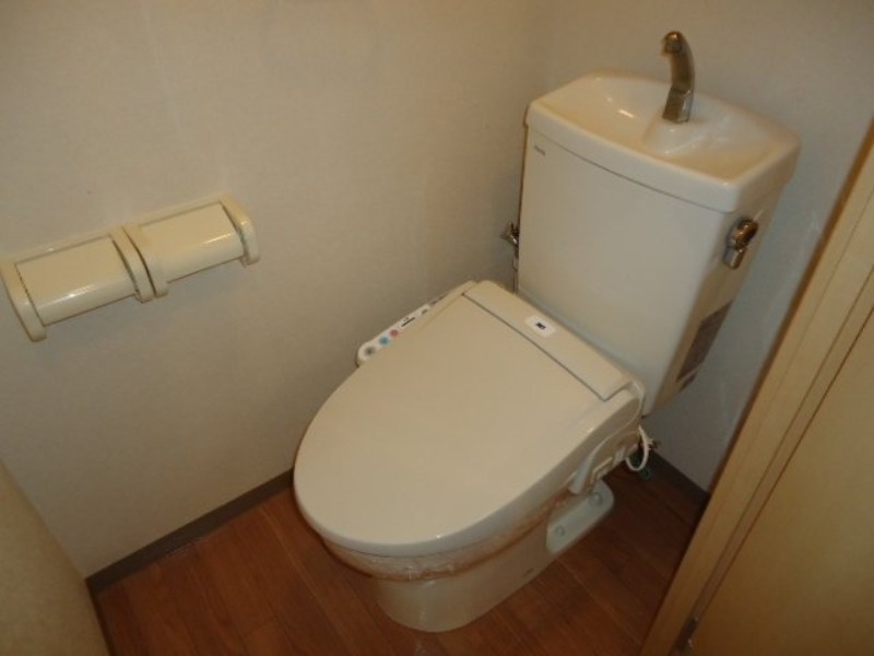 トイレ　図面と現状に相違がある場合には現状を優先