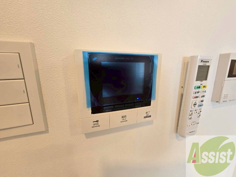 セキュリティ　ＴＶモニター付インターホンです。来客者の顔が見えるので安心！