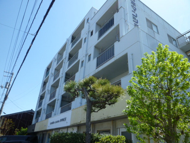 ヤマモトマンション