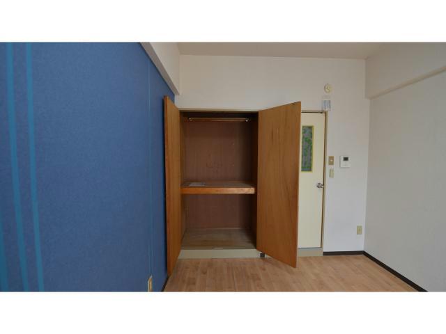収納　同物件の別の部屋の写真です。