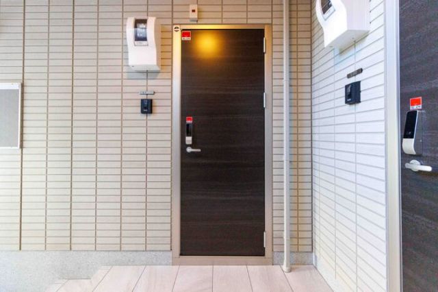 K・D-ROOMの玄関写真