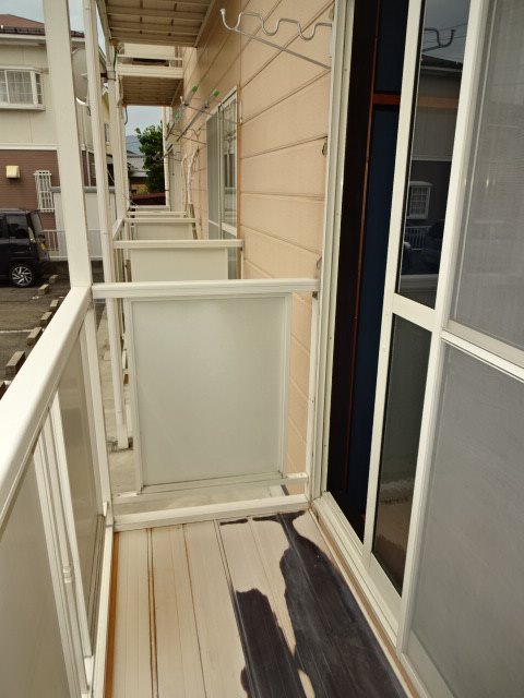 バルコニー　写真は103号室です（参考）