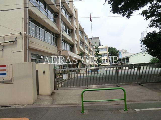 小学校　板橋区立志村第二小学校（小学校）まで711m