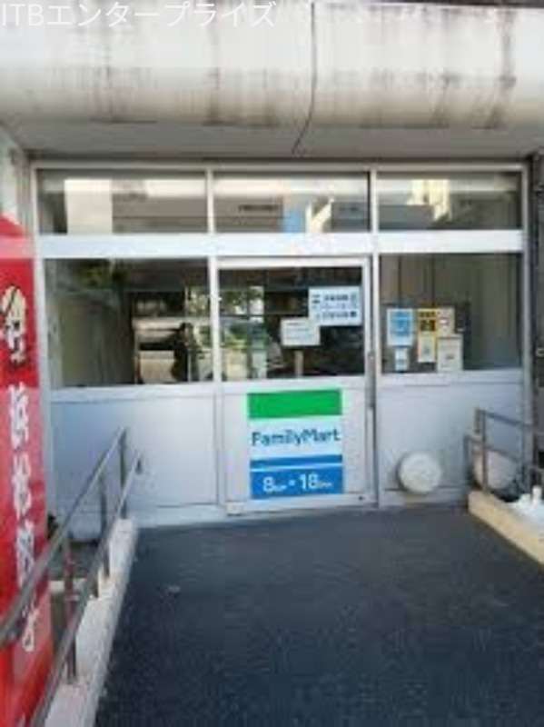 コンビニ　ファミリーマート浜松市役所S店（コンビニ）まで914m