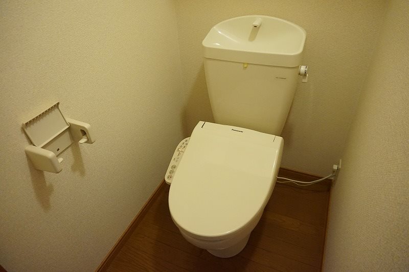 トイレ　別号室イメージ
