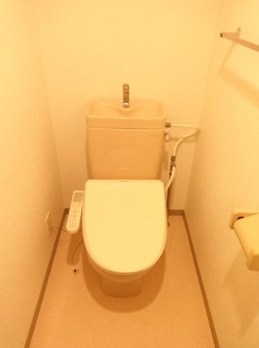 トイレ　ウォシュレット