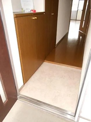 玄関　玄関部分