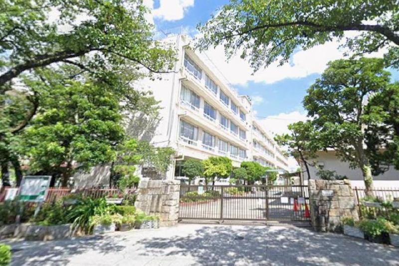 小学校　小学校（小学校）まで550m