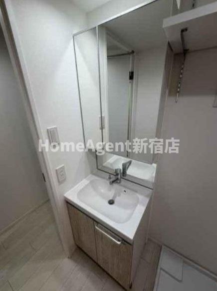 洗面設備　同仕様写真