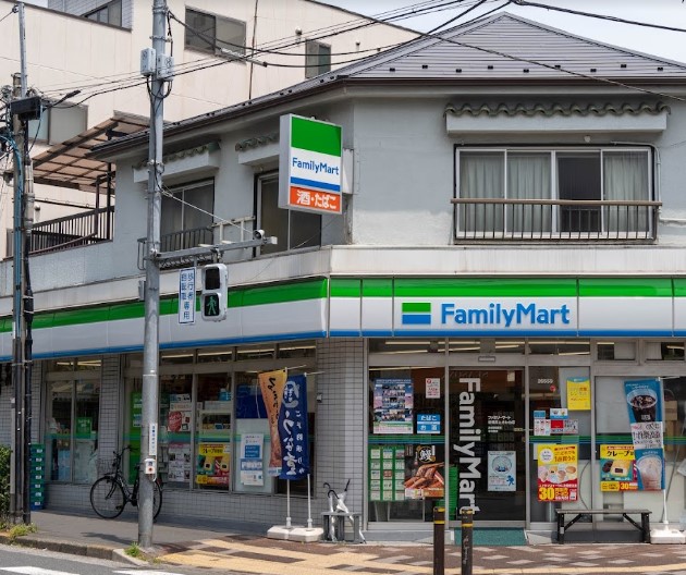 コンビニ　ファミリーマート 板橋南ときわ台店（コンビニ）まで691m